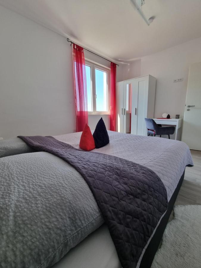 Apartment Mara Senj  Buitenkant foto